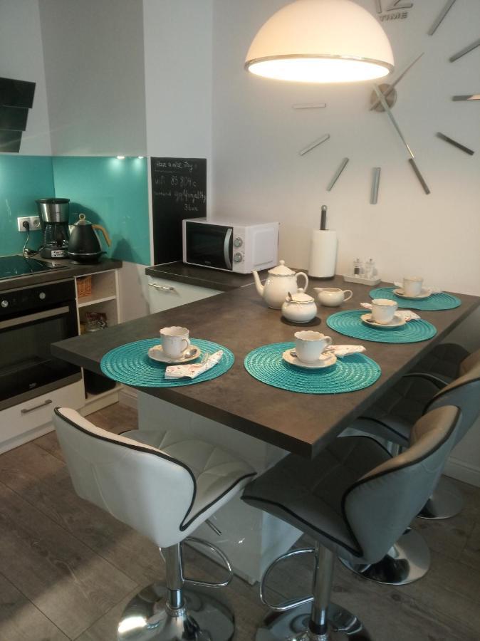 Przytulny Apartament Blisko Motlawy I Neptuna Danzig Exterior foto